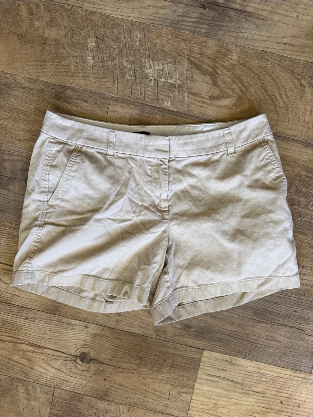 J. Crew Women's Light Khaki Chino Shorts Size 10 - Picture 2 of 11